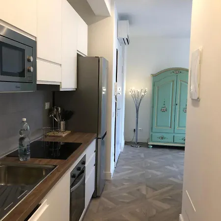 Leonardo Luxury דירה *